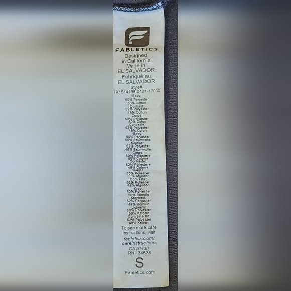 Fabletics Women's McKinney Sleeveless Top, Black/Silver Tee, Size Small,… - Picture 11 of 12